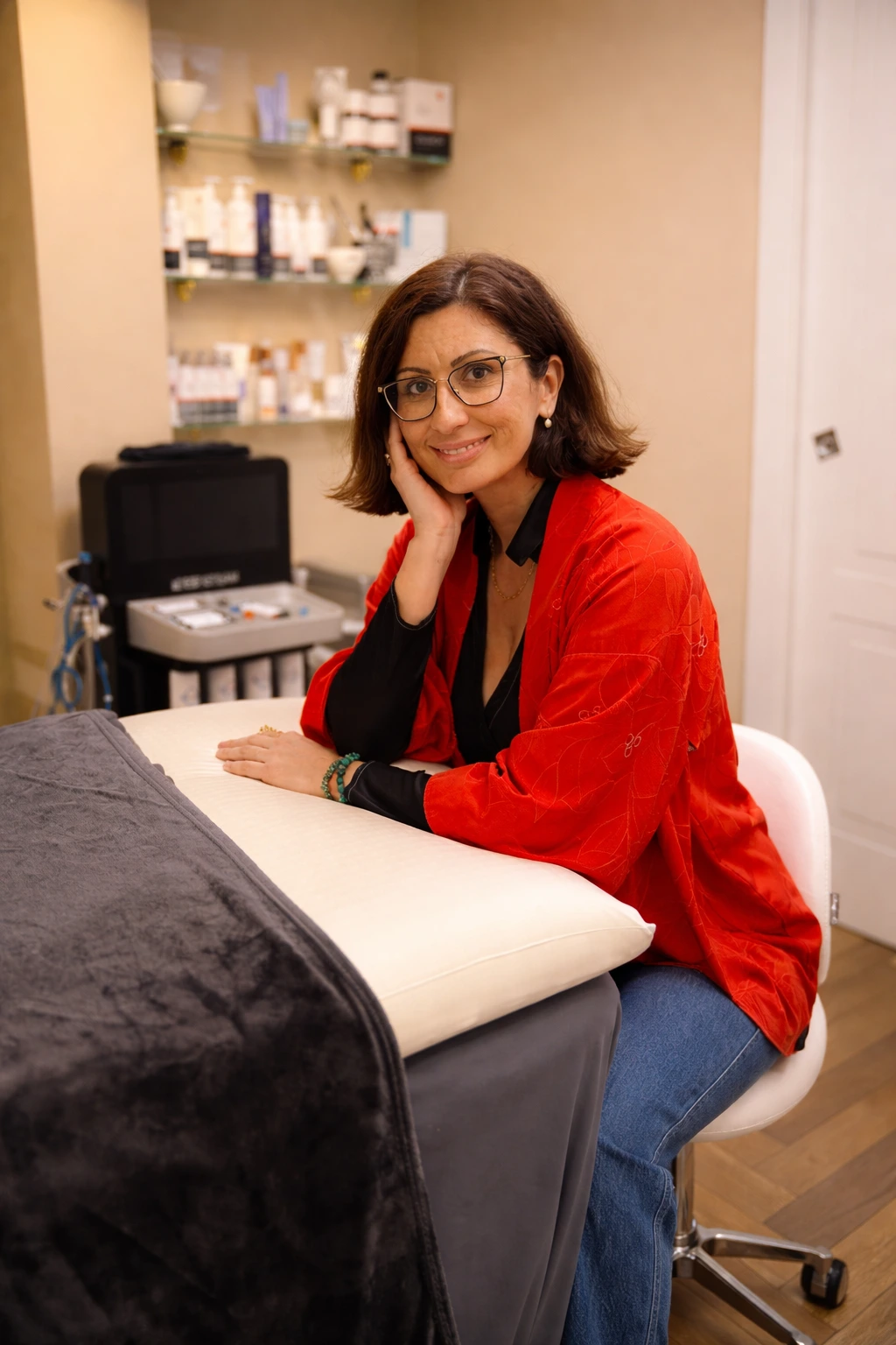 Cristina Ferrotto durante un trattamento di drenaggio linfatico